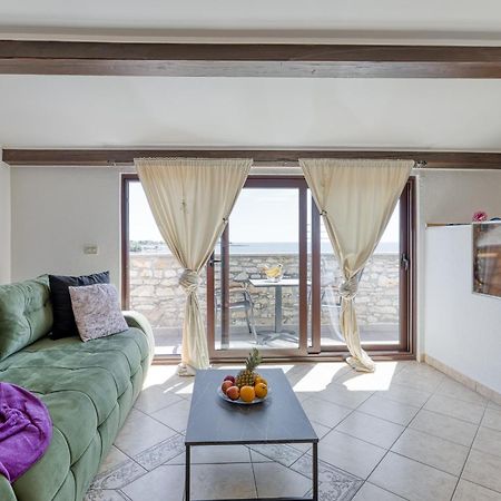 Old Town Apartments In Umag Exterior foto